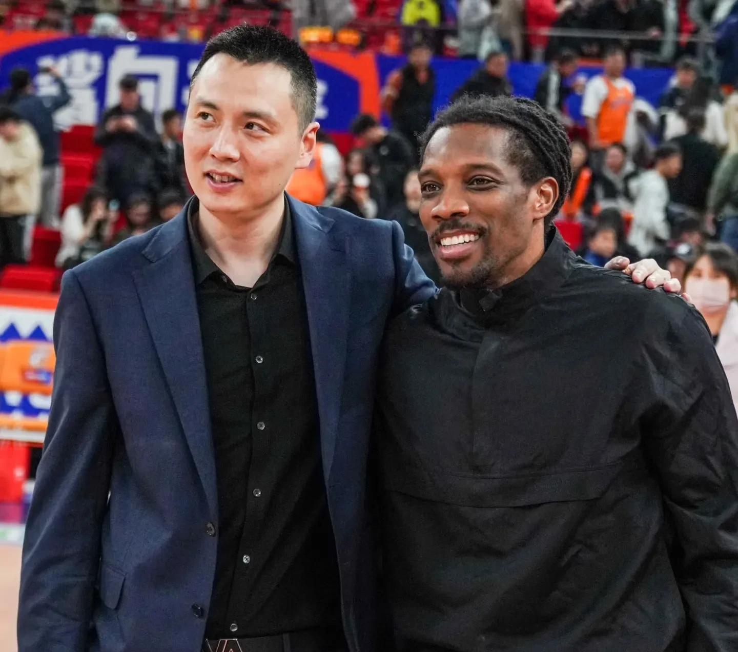 开云体育-广东宏远发布备战花絮，关键时刻单刀错失，亚冠任务艰巨，纪律约束更严格(宏程序代码对照表)