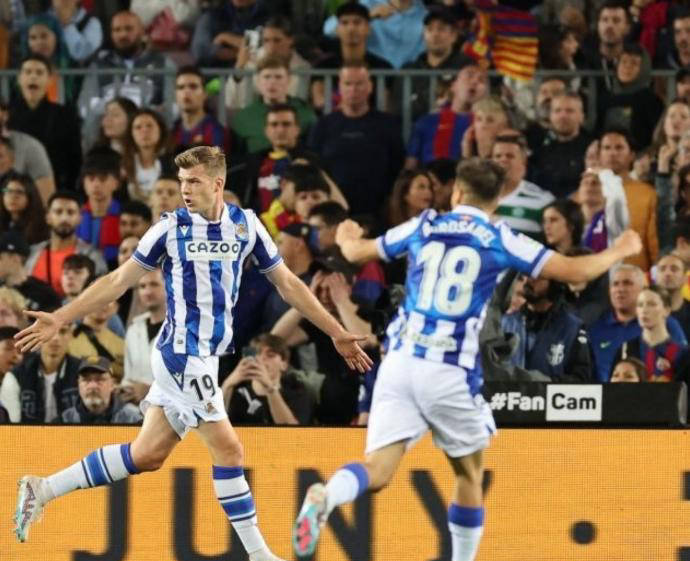 包含欧冠倒计时,皇家社会冲刺阶段状态回暖,细节引发关注,态度坚定,赛季目标并未改变的词条 包含欧冠倒计时,皇家社会冲刺阶段状态回暖,细节引发关注,态度坚定,赛季目标并未改变的词条